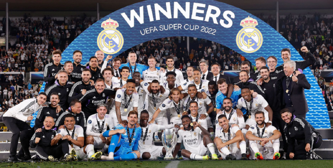 在比赛中举 在比赛中举