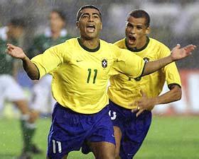 角球被解围 角球被解围